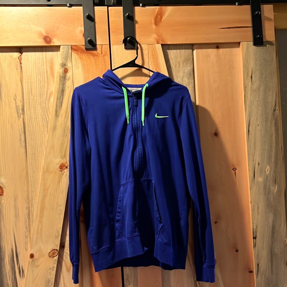 Nike womens zip up hoodie gently used condition